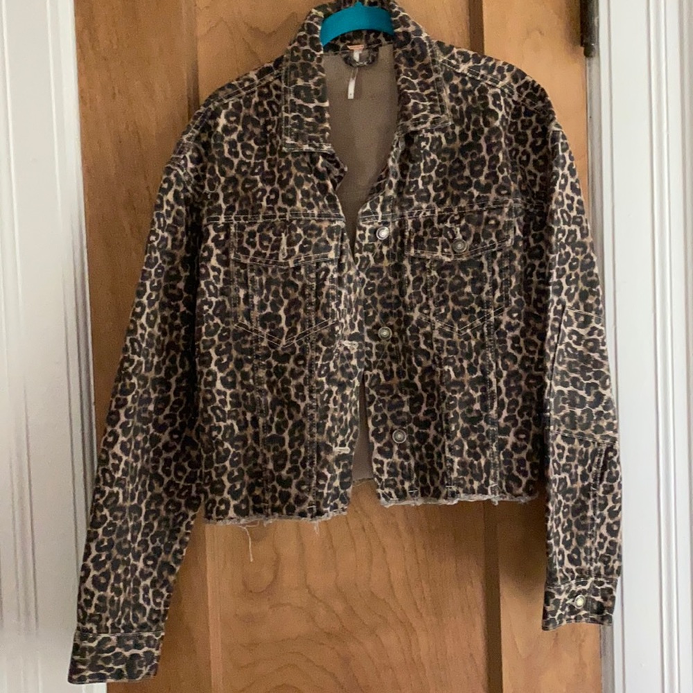 Free people cheetah jacket!